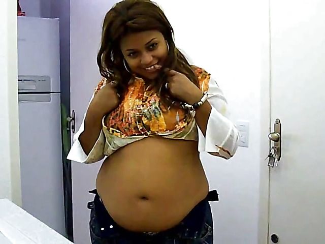 Fatiies belly makes a sound after drinking