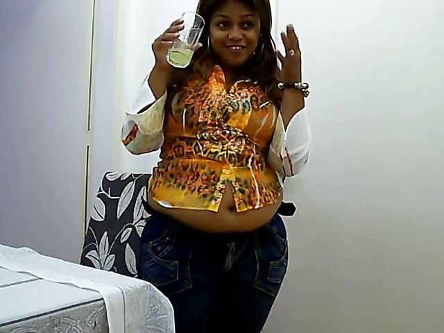 Fatiies belly makes a sound after drinking