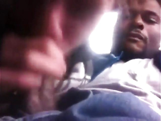 Black guy sucked off in interracial homemade video