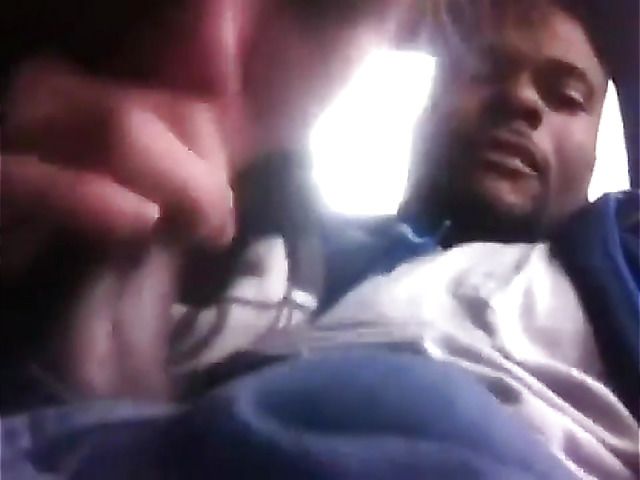 Black guy sucked off in interracial homemade video