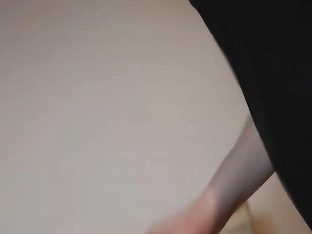 Amateur in boots and jeans gets doggystyled