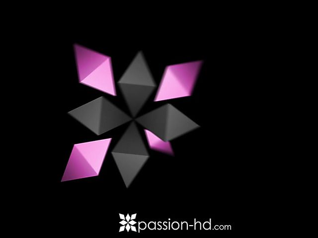 Cock massage and hot sex with sweet masseuse