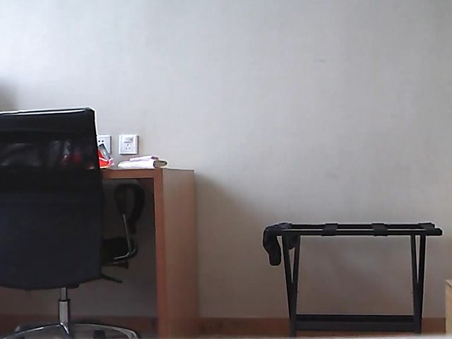 Lovely asian girlfriend gives a perfect blowjob