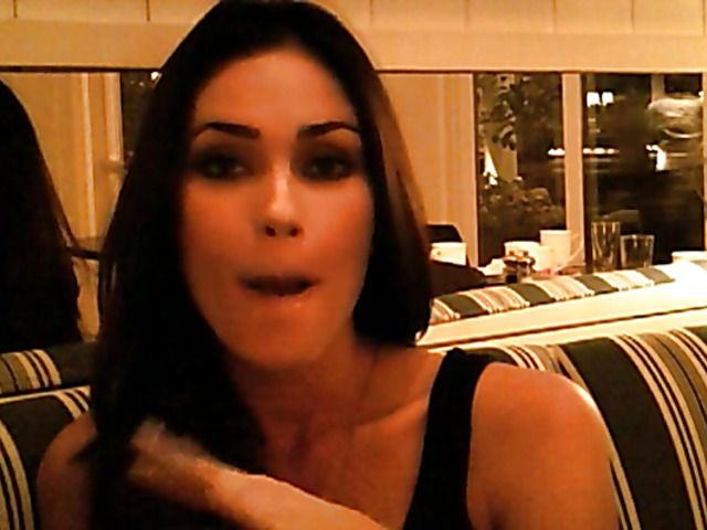 Gorgeous actress Jasmine Waltz new home video