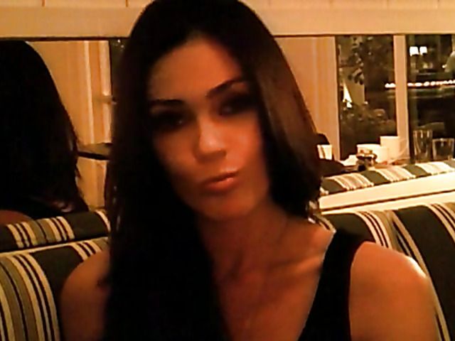 Gorgeous actress Jasmine Waltz new home video