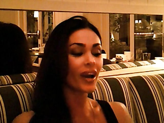 Gorgeous actress Jasmine Waltz new home video