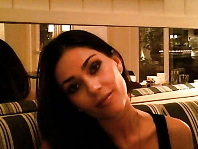 Gorgeous actress Jasmine Waltz new home video