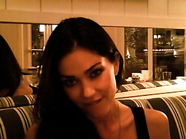 Gorgeous actress Jasmine Waltz new home video