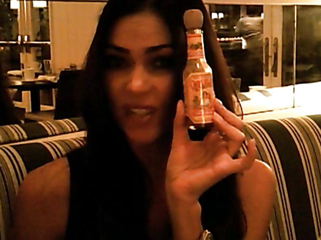 Gorgeous actress Jasmine Waltz new home video