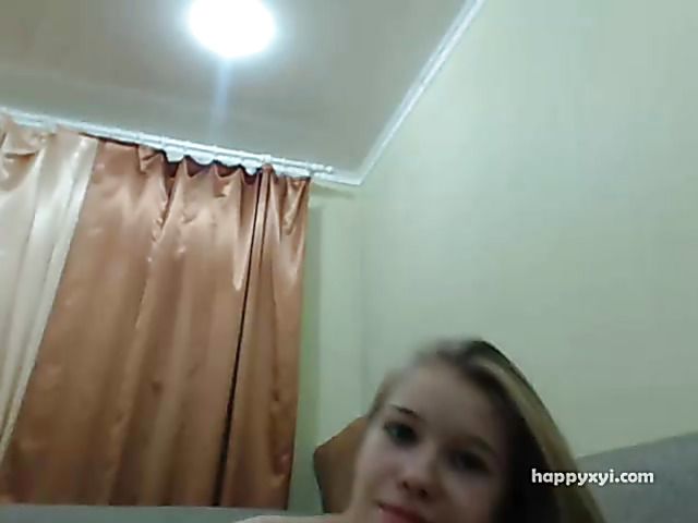 Teen girlfriend with small tits giving blowjob on cam