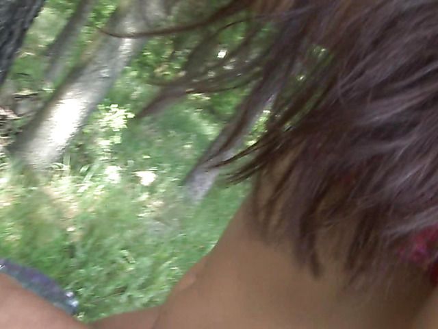 Sarah Maria in bikini dildos her bush in the outdoors