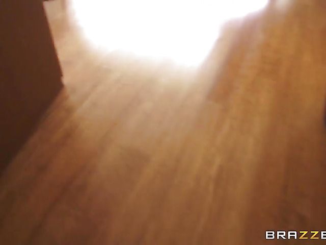 Busty bombshell with bubble butt booty begs for anal