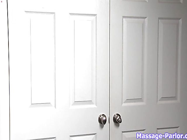 MILF masseuse Rayveness with huge tits gives perfect blowjob