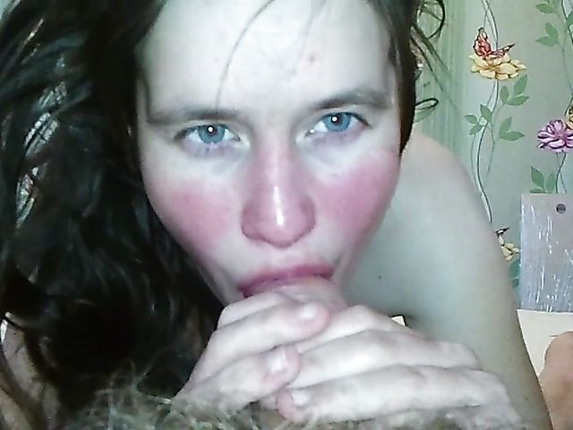 Naked big breasted wife sucking cock non-stop