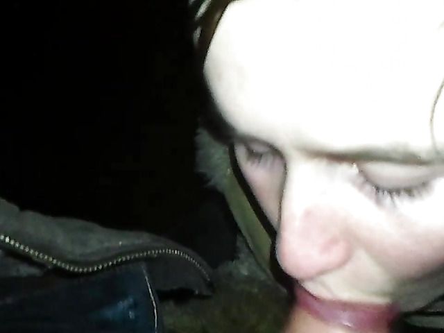 Naked big breasted wife sucking cock non-stop