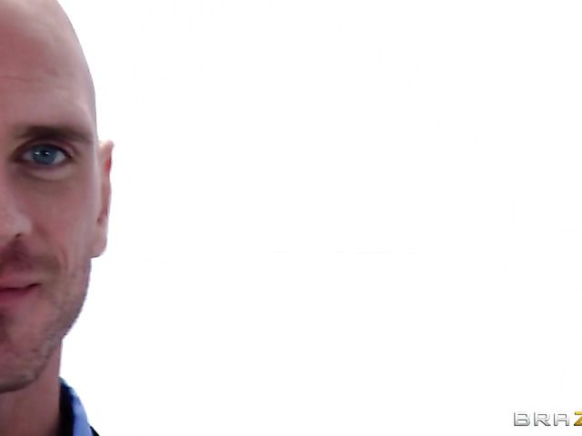 Busty Capri Cavanni rammed and creampied on massage table