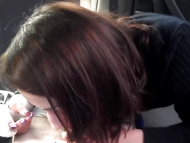 Blowjob in the car and cum load