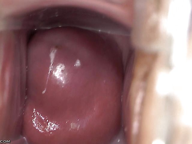 Ashley Jane with speculum shows the inside of her nice pussy