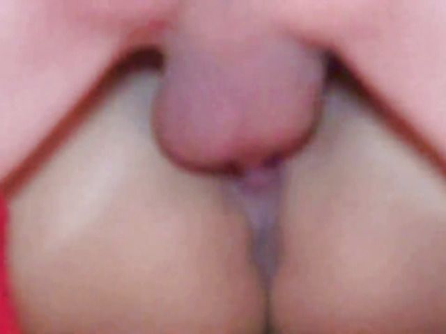 MILF in heels gets her pussy licked after creampie