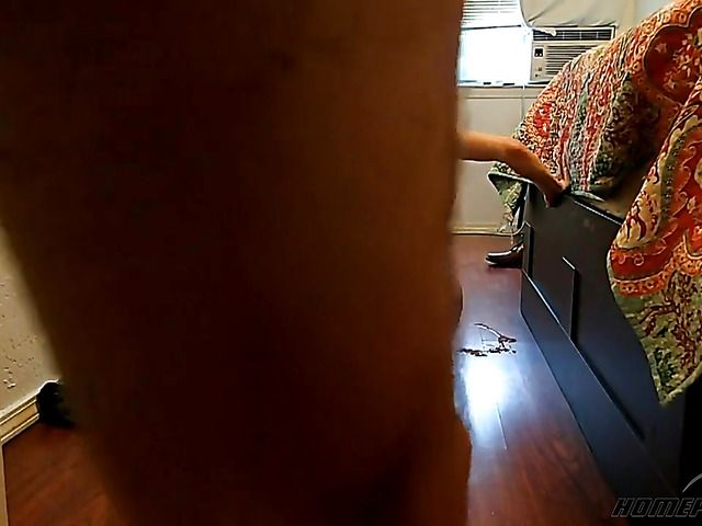 Petite girlfriend gets ass fucked doggy style
