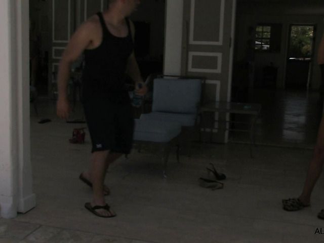 Bikini girl with shaved pussy posing and peeing outdoors