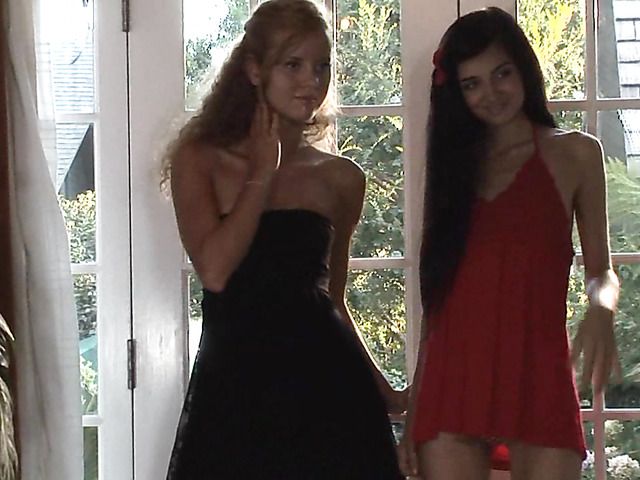 Behind the scenes of Jessie Rogers and Zoey Kus