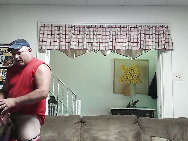 Amateur blowjob and shagging in the living room