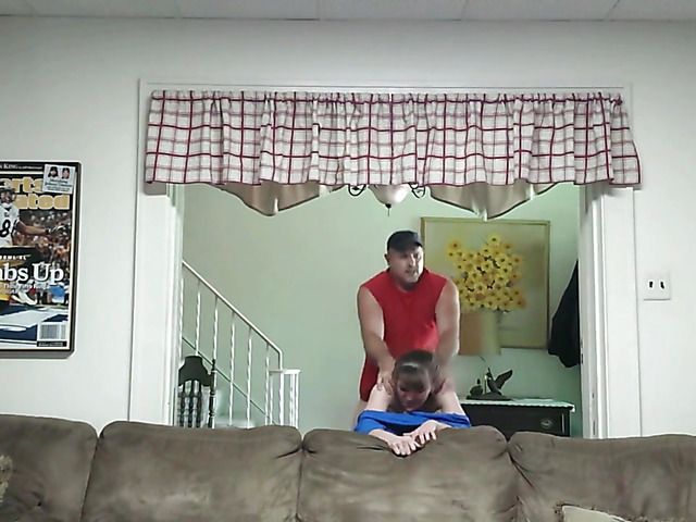 Amateur blowjob and shagging in the living room