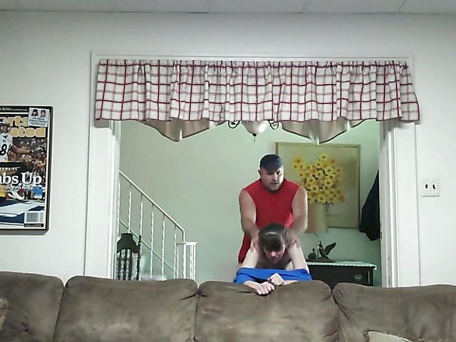 Amateur blowjob and shagging in the living room