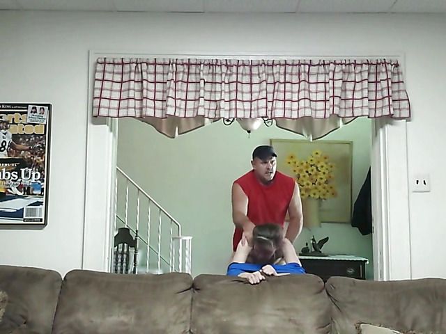 Amateur blowjob and shagging in the living room
