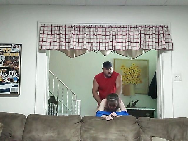 Amateur blowjob and shagging in the living room
