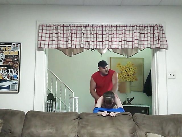 Amateur blowjob and shagging in the living room