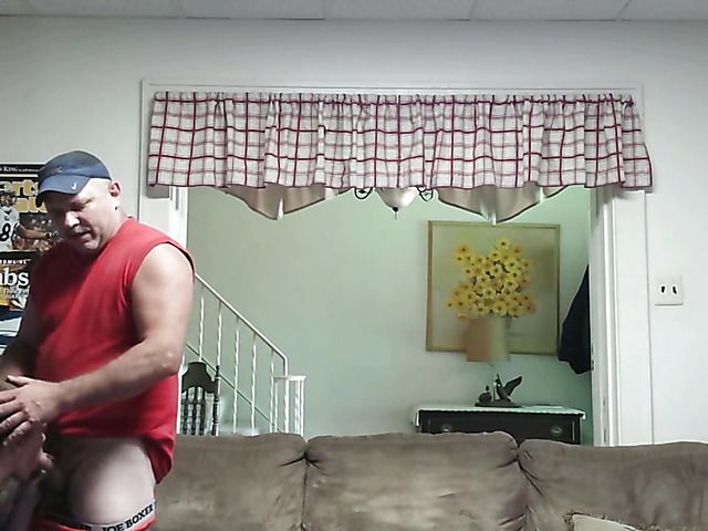 Amateur blowjob and shagging in the living room