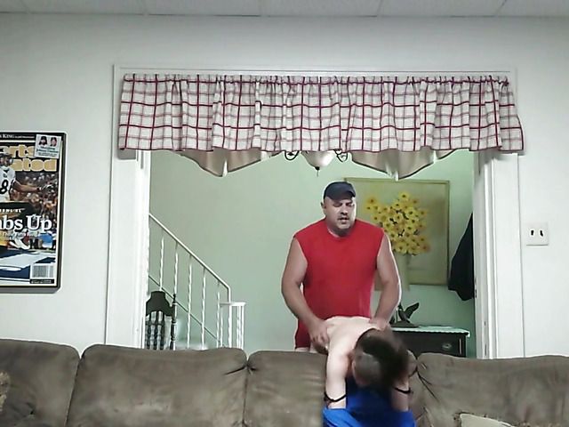 Amateur blowjob and shagging in the living room