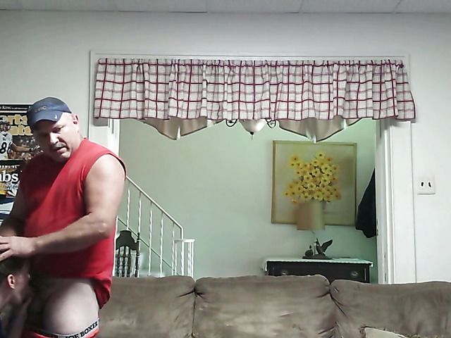 Amateur blowjob and shagging in the living room