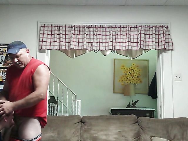 Amateur blowjob and shagging in the living room