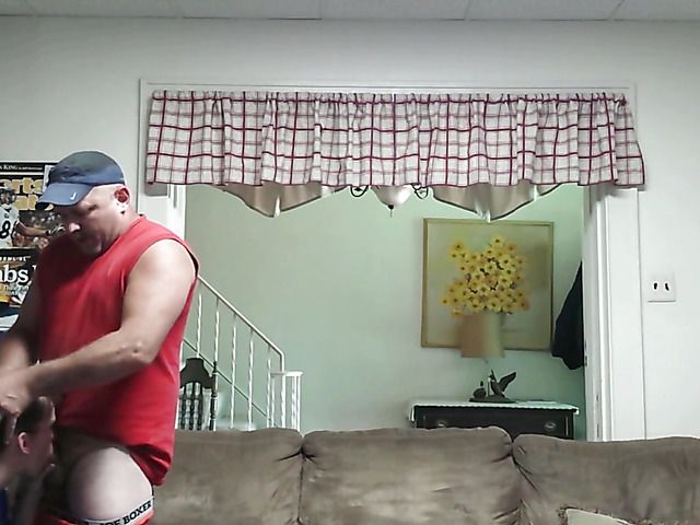 Amateur blowjob and shagging in the living room