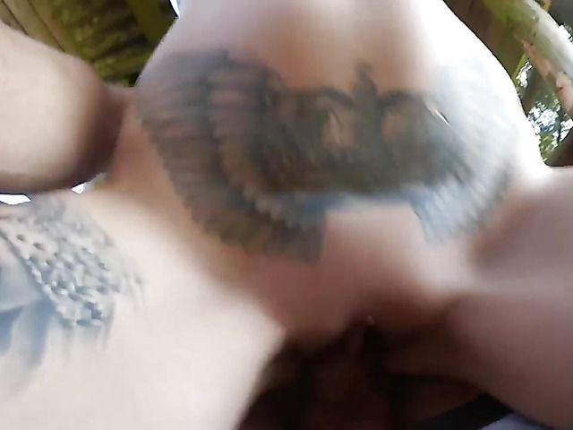 Brunette girlfriend fucked while hiking