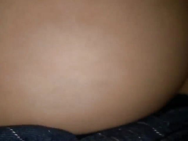 Big ass babe riding dick