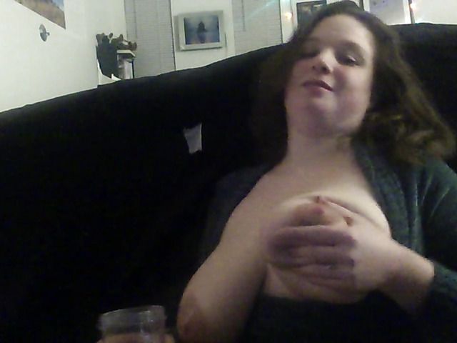 Cute BBW amateur with giant breasts lactating