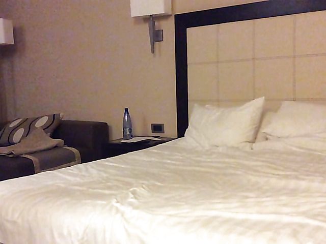 Chubby mature wife gets screwed in the hotel room