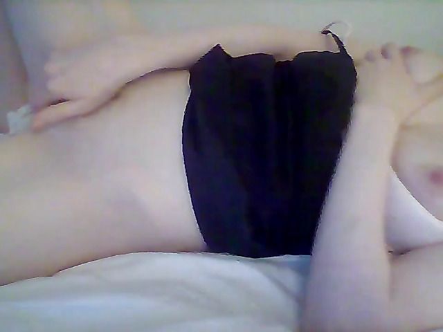 Pink pussy amateur Celia fingering both holes