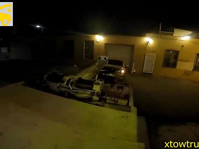Big tits club chick almost gets her car towed away