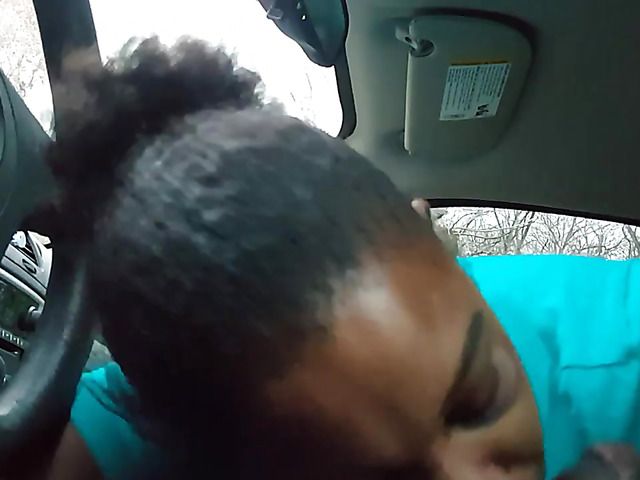 Black GF gives head and gets a facial in the car