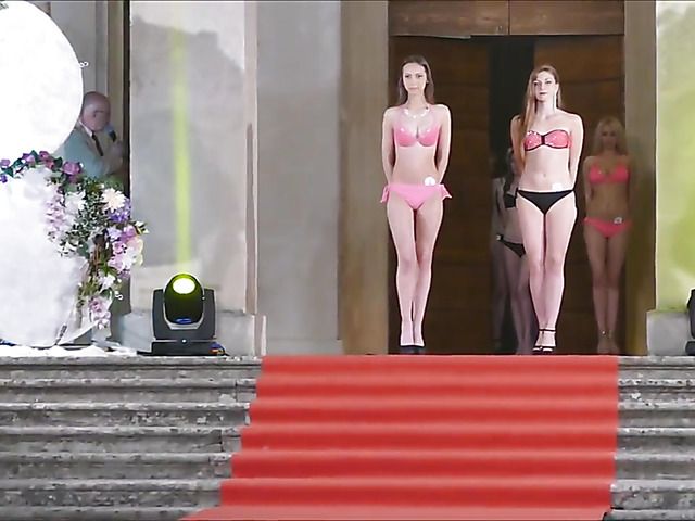 Bikini contest with lots of hot ass models on the stage