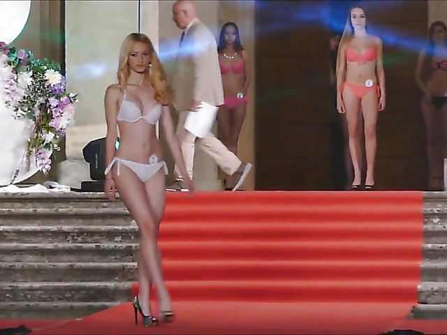 Bikini contest with lots of hot ass models on the stage