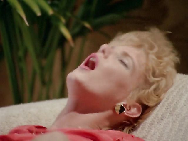 Vintage pussy pounding with Ron Jeremy