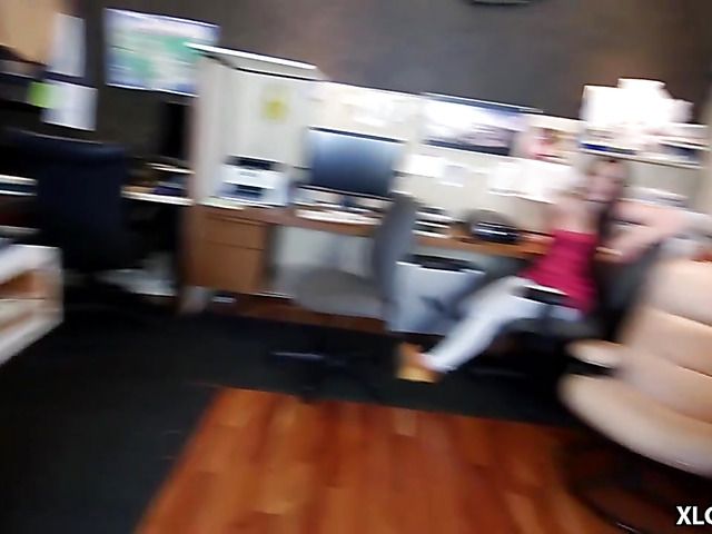 Lola Foxx is ready for monster cock