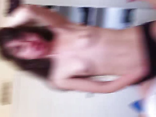 Blowjob leads to a facial cumshot