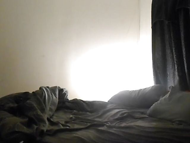 Sexy teen GF fucking on the bed on webcam